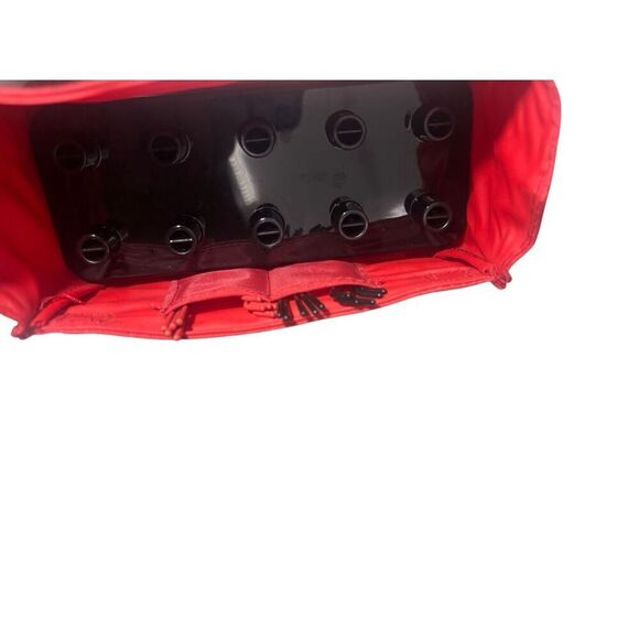 Remington red travel set of heated hair rollers. The set includes black & red ro - Picture 2 of 11